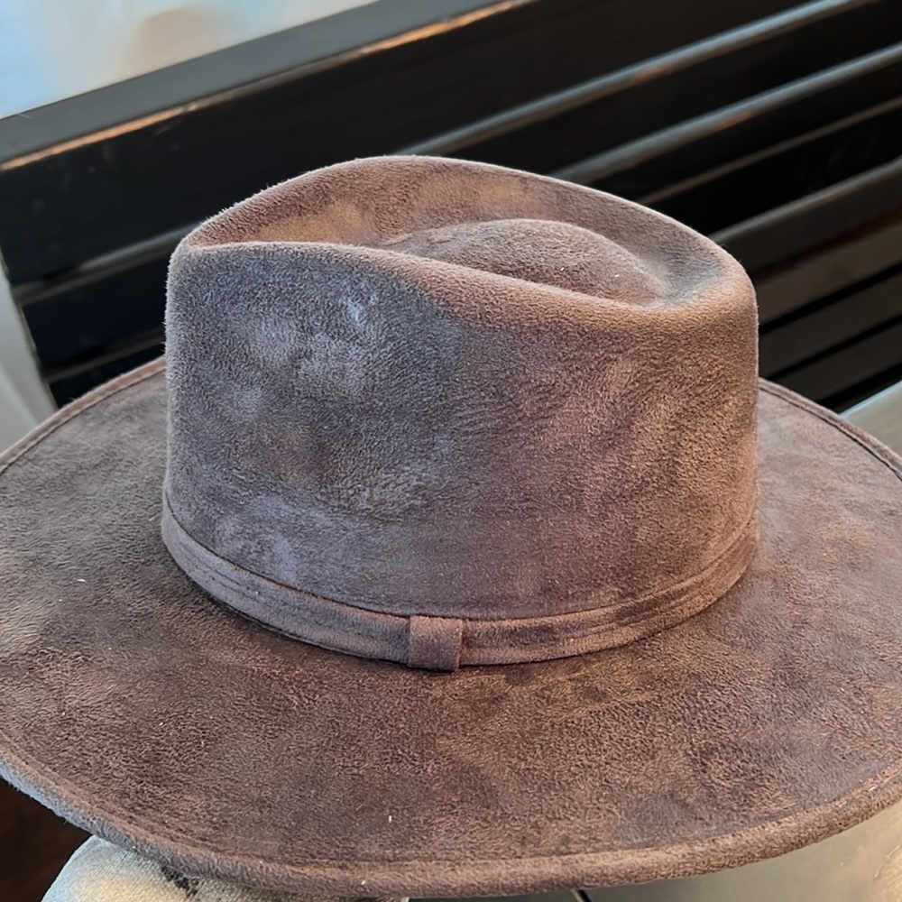 New Rancher Teardrop Hat - Picture 3 of 5